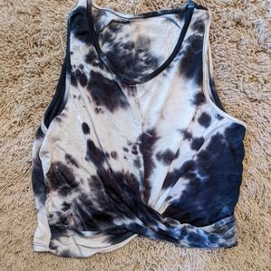 Cropped tie-dye workout tank